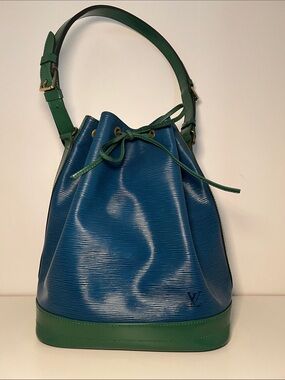 Louis Vuitton Blue & Green Epi Leather Noé Bucket Shoulder Bag